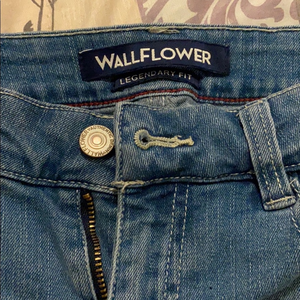 SHORTS(: - Picture 2 of 6
